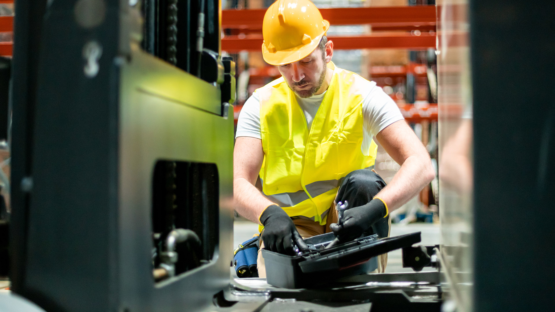 Why Won’t My Forklift Start? 7 Possible Reasons and How to Fix Them